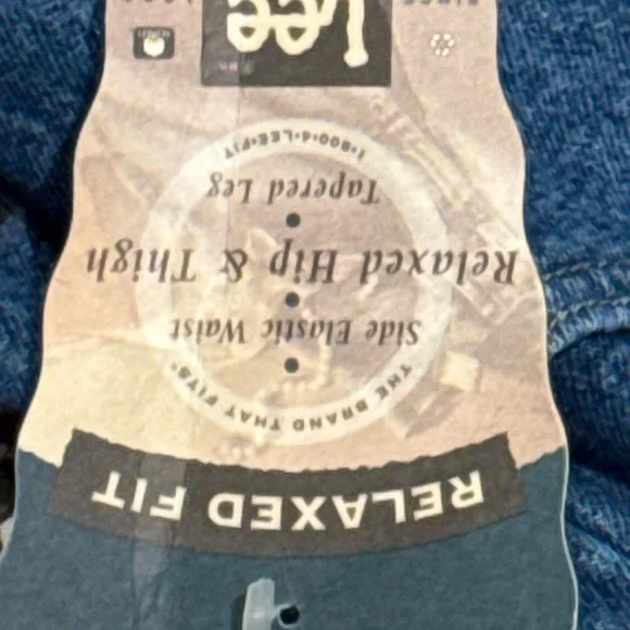 Lee Relaxed Fit Side Elastic Jeans – Women’s 16 Petite – NWT - Picture 5 of 7